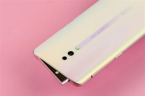 Oppo Reno ra mắt phiên bản màu hồng ngọc trai