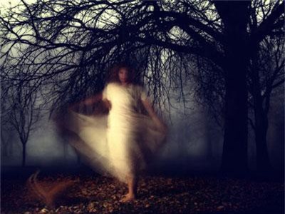 Vì sao sợ ma nhưng vẫn thích xem phim kinh dị?