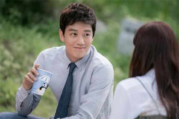 6 năm yêu anh chàng vô dụng, tôi buộc phải cặp đàn ông có vợ để trả nợ