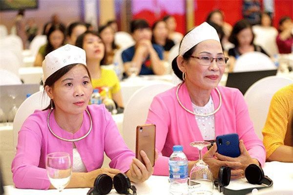 Phụ nữ nắm giữ chìa khóa để phát triển nền kinh tế xanh