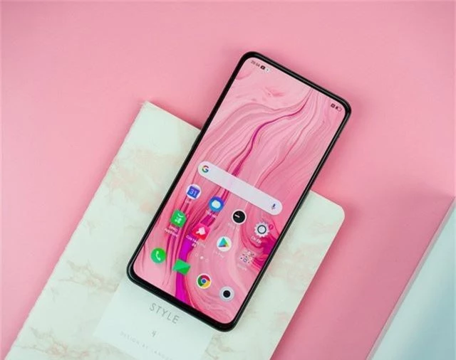 Oppo Reno ra mắt phiên bản màu hồng ngọc trai - Ảnh 2.