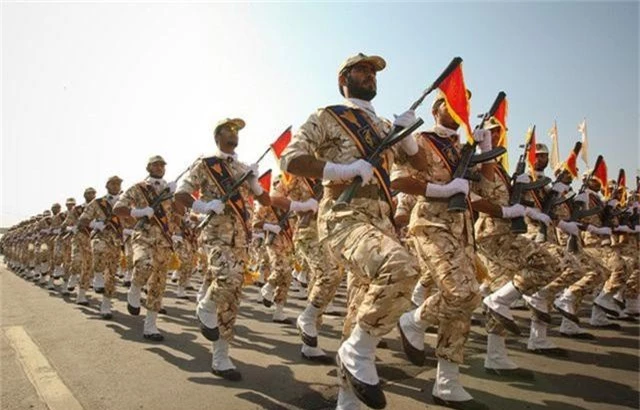 Tướng Iran cảnh báo Mỹ tự bảo vệ tính mạng binh sĩ - 1