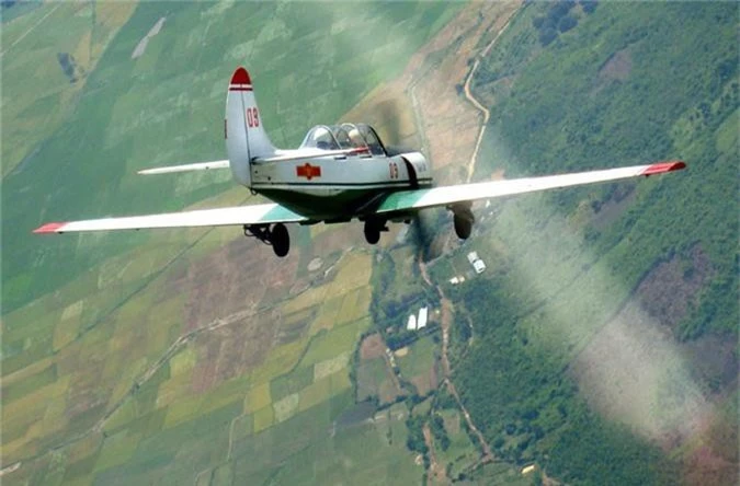 Yak-52: “Lop hoc tren may” cua khong quan Viet Nam-Hinh-10