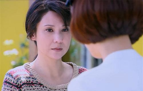 Chồng sắp cưới hành xử thô lỗ với người phụ nữ rũ rượi trước nhà anh, khi biết thân thế người đó, tôi giật mình vì không thể tưởng tượng được