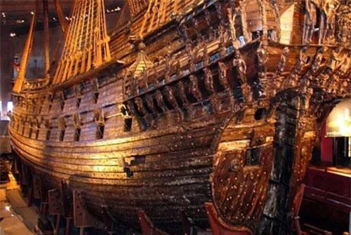 Bí ẩn tàu chiến 'vướng lời nguyền' nằm dưới đáy biển hàng trăm năm.