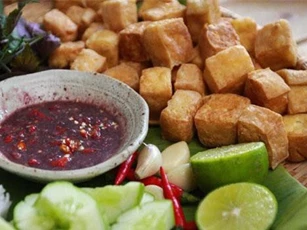 Muốn món đậu rán lúc nào cũng vàng giòn, căng phồng, đừng bỏ qua làm việc này