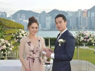 Chung Hân Đồng mang bầu sau một năm làm đám cưới?