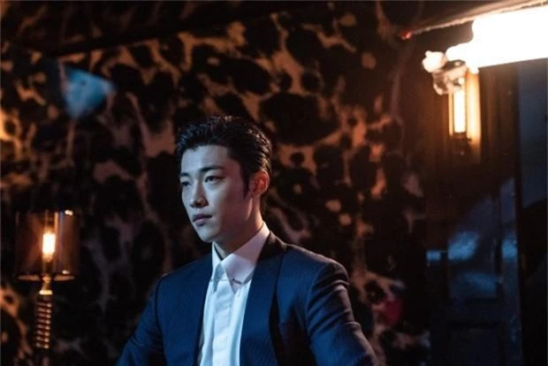 Ngán làm cameo bị gọi hồn trong Kí Sinh Trùng, Park Seo Joon làm mục sư điển trai 6 múi nhất màn ảnh Hàn - Ảnh 10.