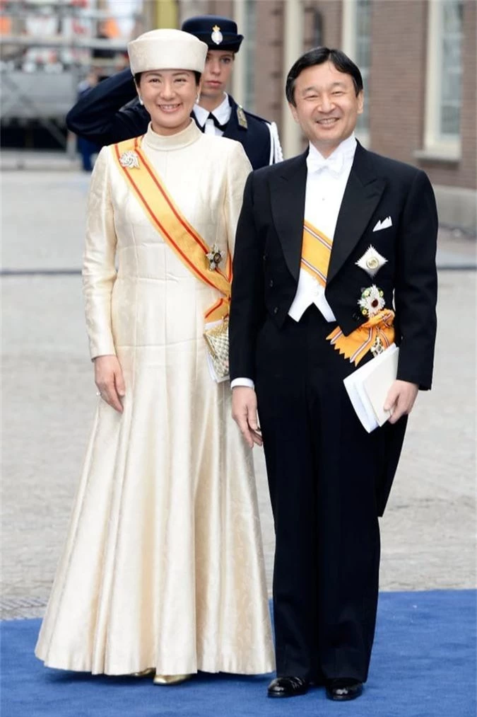 Crown-Prince-Naruhito-Crown-Princess-Masako-Japan-smiled