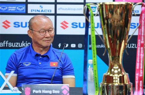 HLV Park Hang-seo sẽ dự World Cup cùng... đội tuyển ASEAN?
