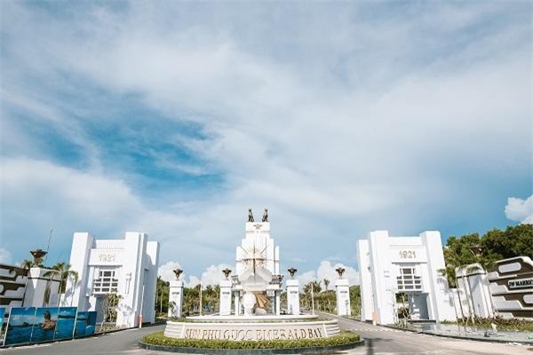 Đâu là biểu tượng mới của du lịch đảo Ngọc?