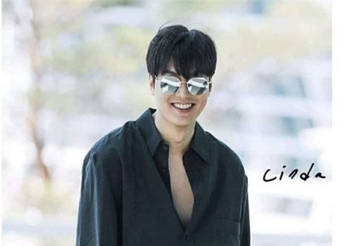 Lee Min Ho xuất hiện sau tin phẫu thuật nâng mũi, chỉ cởi nhẹ nhàng 1 nút áo đã khiến dân tình điên đảo