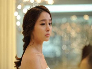 Chỉ một hành động nhỏ của chú rể khi trao nhẫn khiến cô dâu lập tức tuyên bố hủy hôn