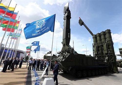 Nga “khoe” dàn khí tài uy lực, độc đáo tại triển lãm quân sự