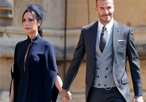 Mặc tin đồn ly dị đến "vụng trộm", Beckham vẫn khiến cả thế giới ghen tỵ vì ưu ái vợ cử chỉ đặc biệt này suốt 20 năm