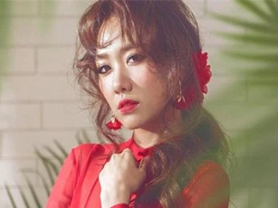 Trấn Thành nói chuyện với "trai lạ" đến 5h sáng nhưng phản ứng của Hari Won thì cực đỉnh