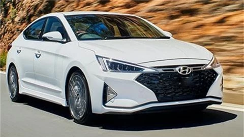 Hyundai Elantra Sport 2019.