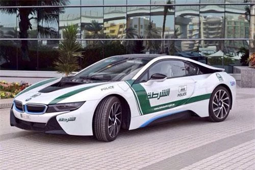 9. BMW i8.