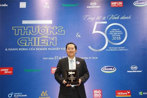 HDBank ghi “cú đúp” danh hiệu doanh nghiệp hoạt động hiệu quả nhất Việt Nam