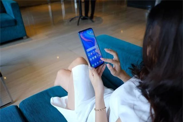 Huawei ra mắt Y9 Prime 2019