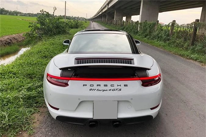 Porsche 911 doc nhat Viet Nam re hon 3 ty mua moi-Hinh-4