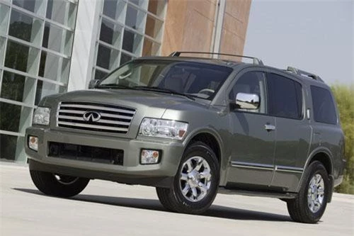 4. Infiniti QX56 (2004-2010).