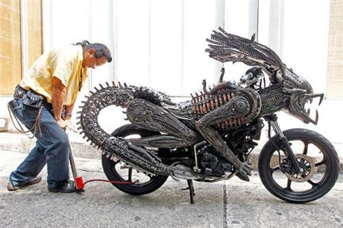 CLIP: Top 10 môtô 'độc, dị' bậc nhất thế giới