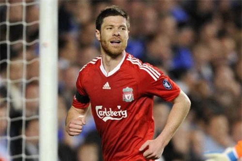 9. Xabi Alonso (Lipverpool).