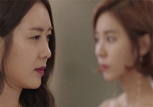 Em trai ngoại tình nhưng chị chồng vẫn bênh chằm chặp, đến khi có việc cần nhờ, em dâu nói một câu khiến chị sượng mặt