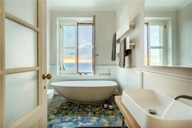 Phòng tắm nhà bạn sẽ tràn đầy phong cách với xu hướng bồn tắm hình elip - Ảnh 10.