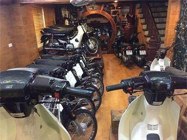 Choáng váng dàn "huyền thoại" Honda Dream tiền tỷ ở Hà Nội