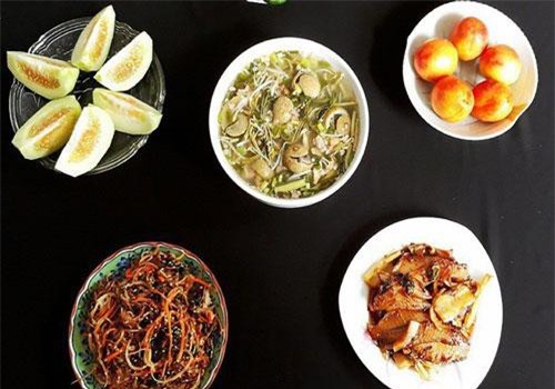 Mâm cơm mùa hè chuẩn vị Bắc, mẹ chồng khó tính cũng phải mỉm cười hài lòng