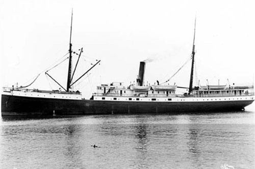 Chuyện kinh hoàng về tàu ma đầy xương người trên Thái Bình Dương