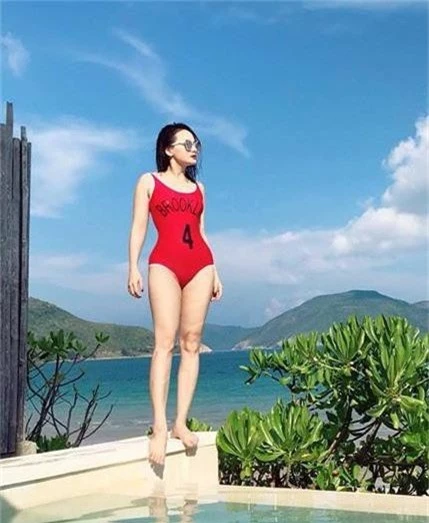 Bảo Thanh Về nhà đi con hiếm hoi diện bikini, đốt mắt với vòng 3 nóng bỏng - Ảnh 3.