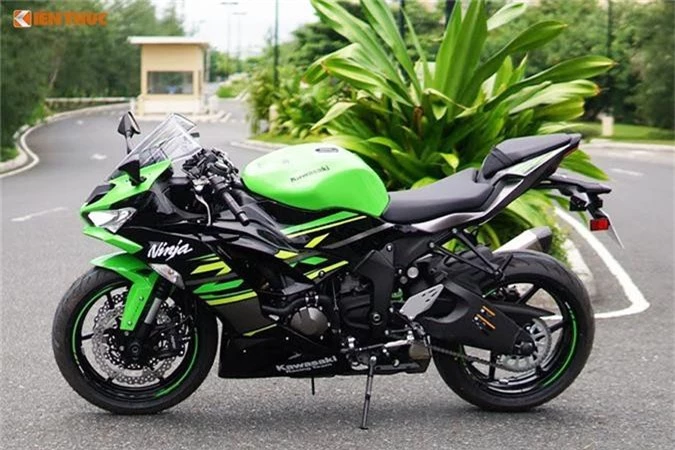 Kawasaki ZX-6R moi gia 299 trieu tai chau Au ve Viet Nam-Hinh-2