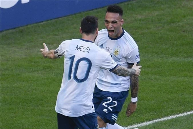 Messi trần tình về phong độ phập phù sau khi Argentina giành vé vào bán kết Copa America