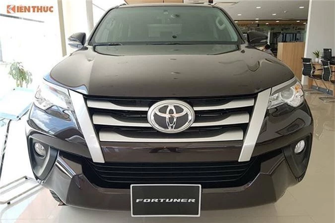 Chi tiet Toyota Fortuner 2019 hon 1,3 ty dong tai Viet Nam-Hinh-3