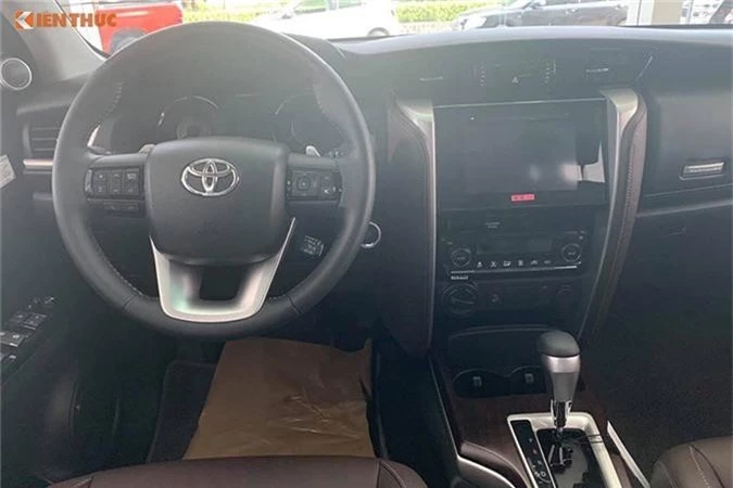 Chi tiet Toyota Fortuner 2019 hon 1,3 ty dong tai Viet Nam-Hinh-5