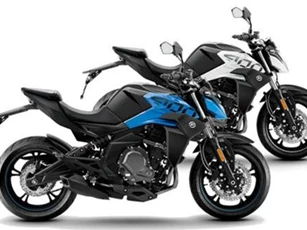 Naked bike Trung Quốc dung tích 400cc, giá 113 triệu đồng