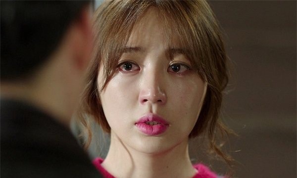 Sau đêm tân hôn, chồng lấy lý do yếu sinh lý để ngủ riêng