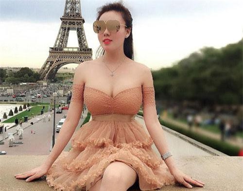 Nữ giám thị xinh đẹp "gây bão" MXH 4 năm trước giờ ra sao?