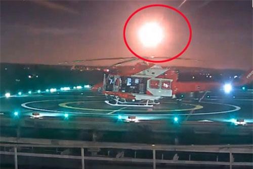 CLIP: Thiên thạch khổng lồ nổ tung trên bầu trời Australia