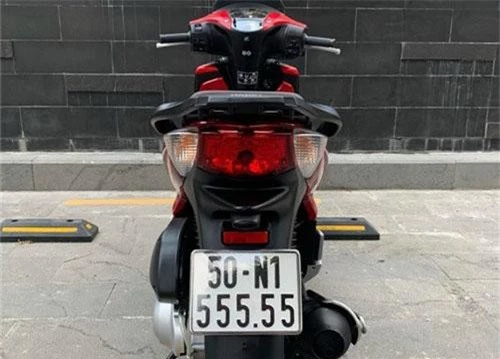 Honda SH 150 biển ngũ quý 5.