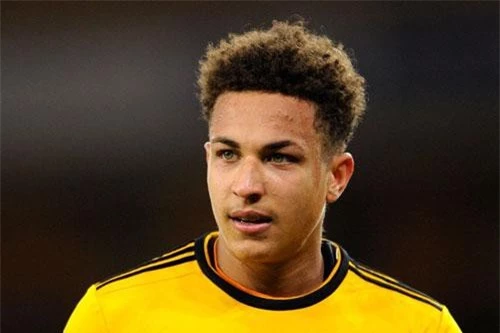 9. Lewis Richards (Wolves, vị trí: trung vệ, sinh năm 2001).