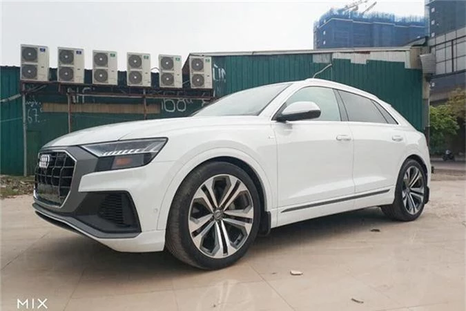 Audi Q8 2019.