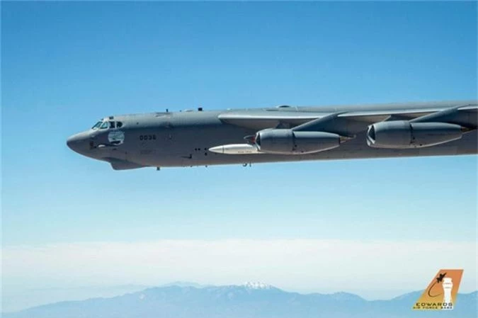 B-52 xuat hien kem vu khi sieu thanh AGM-183A: Nga phat hoang!-Hinh-7