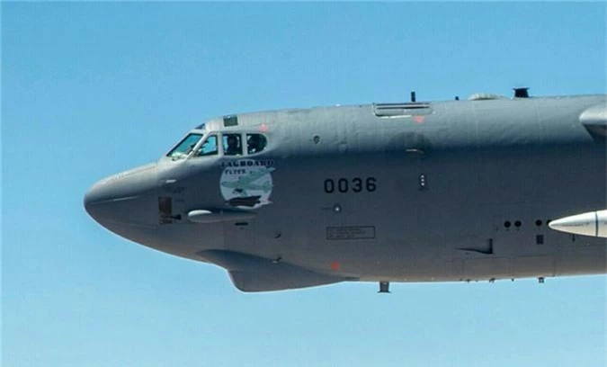 B-52 xuat hien kem vu khi sieu thanh AGM-183A: Nga phat hoang!-Hinh-8