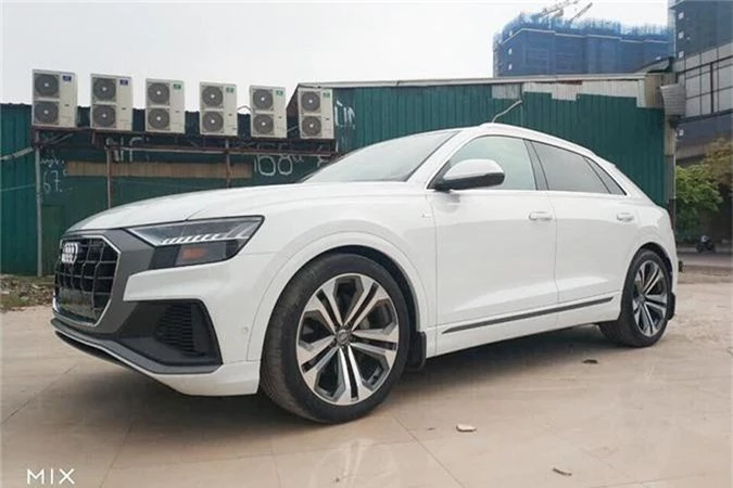 “Dap thung” Audi Q8 2019 hon 5 ty dong o Ha Noi
