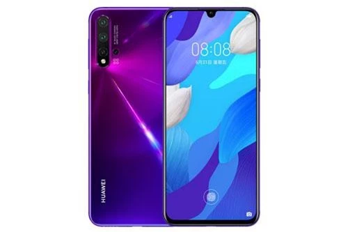 Sức mạnh phần cứng của Huawei Nova 5 đến từ chip HiSilicon Kirin 810 (sản xuất trên tiến trình 7nm), GPU MP-G52 MP6. RAM 8 GB/ROM 128 GB, có khay cắm thẻ nanoSD với dung lượng tối đa 256 GB. Hệ điều hành Android 9.0 Pie, được tùy biến trên giao diện EMUI 9.1. Theo bài test hiệu năng của AnTuTu, vi xử lý Kirin 810 đạt điểm số trung bình 237.437, cao hơn so với mức 210.052 điểm của chip Qualcomm Snapdragon 730 được sử dụng trên Samsung Galaxy A80.