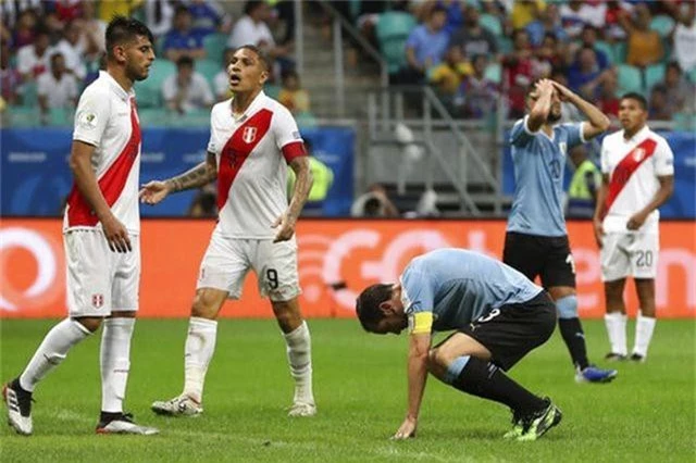 Luis Suarez hóa tội đồ, Uruguay bị loại khỏi Copa America - 5